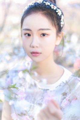 日剧教授对女学生一见钟情